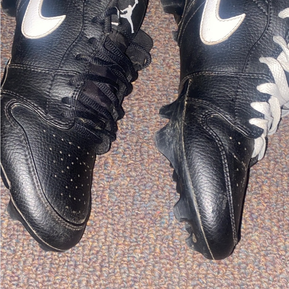 Jordan Black and White Athletic Shoes with Classic Design